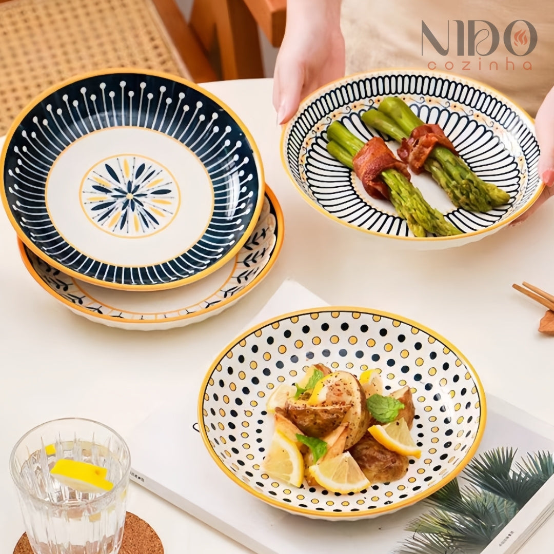 Conjunto de Pratos Flor de Ouro