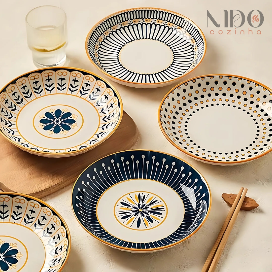 Conjunto de Pratos Flor de Ouro