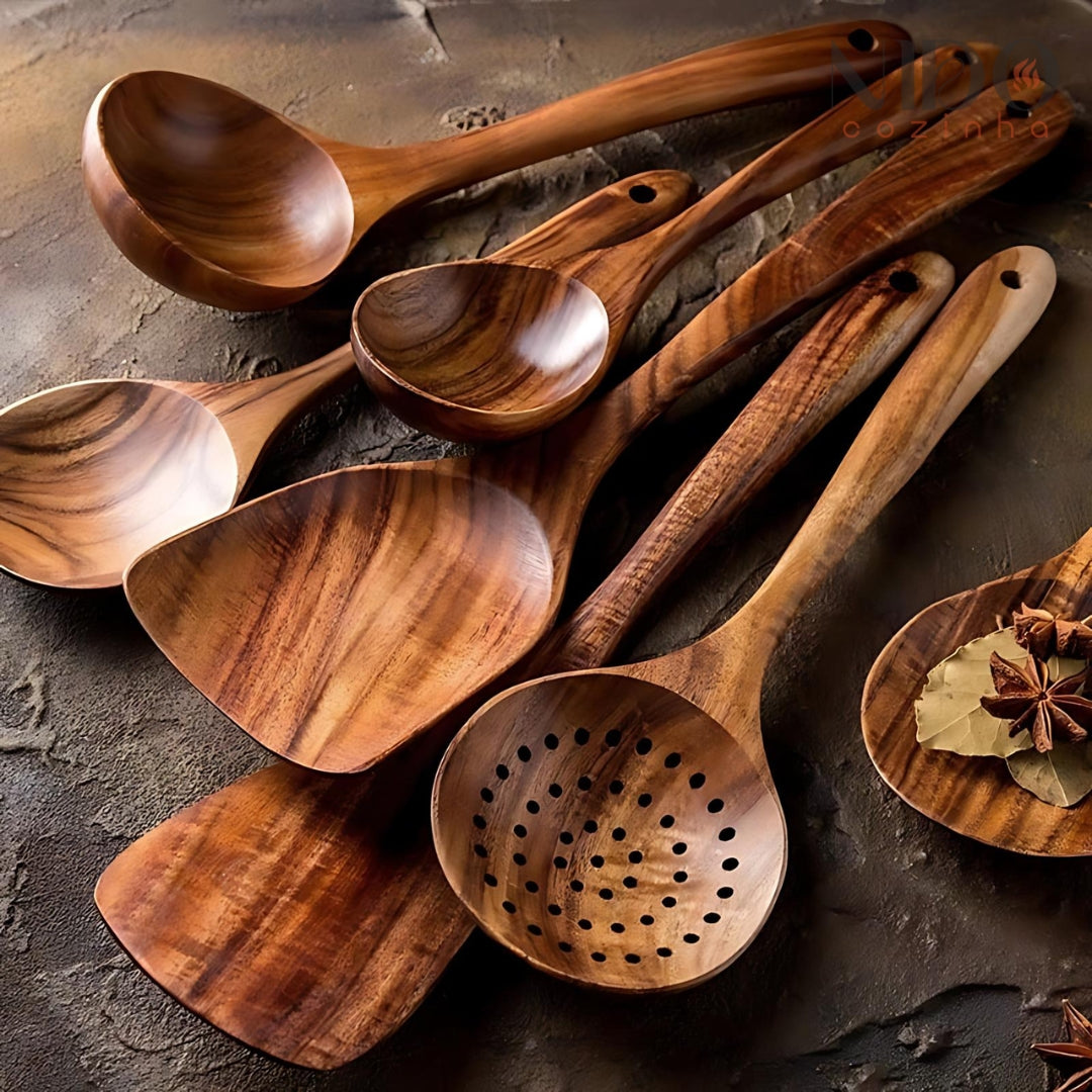 Conjunto de Utensílios Naturais em Madeira Maciça