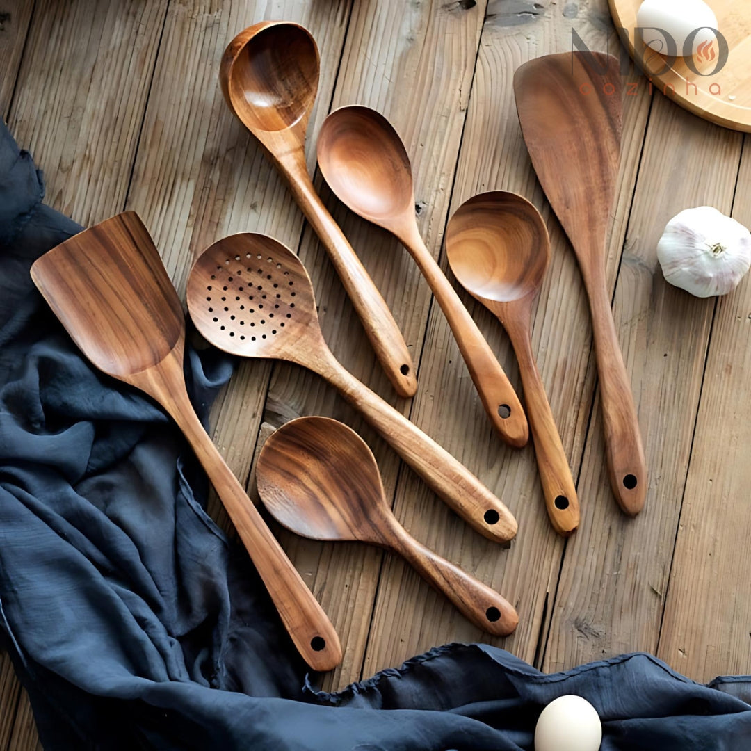 Conjunto de Utensílios Naturais em Madeira Maciça