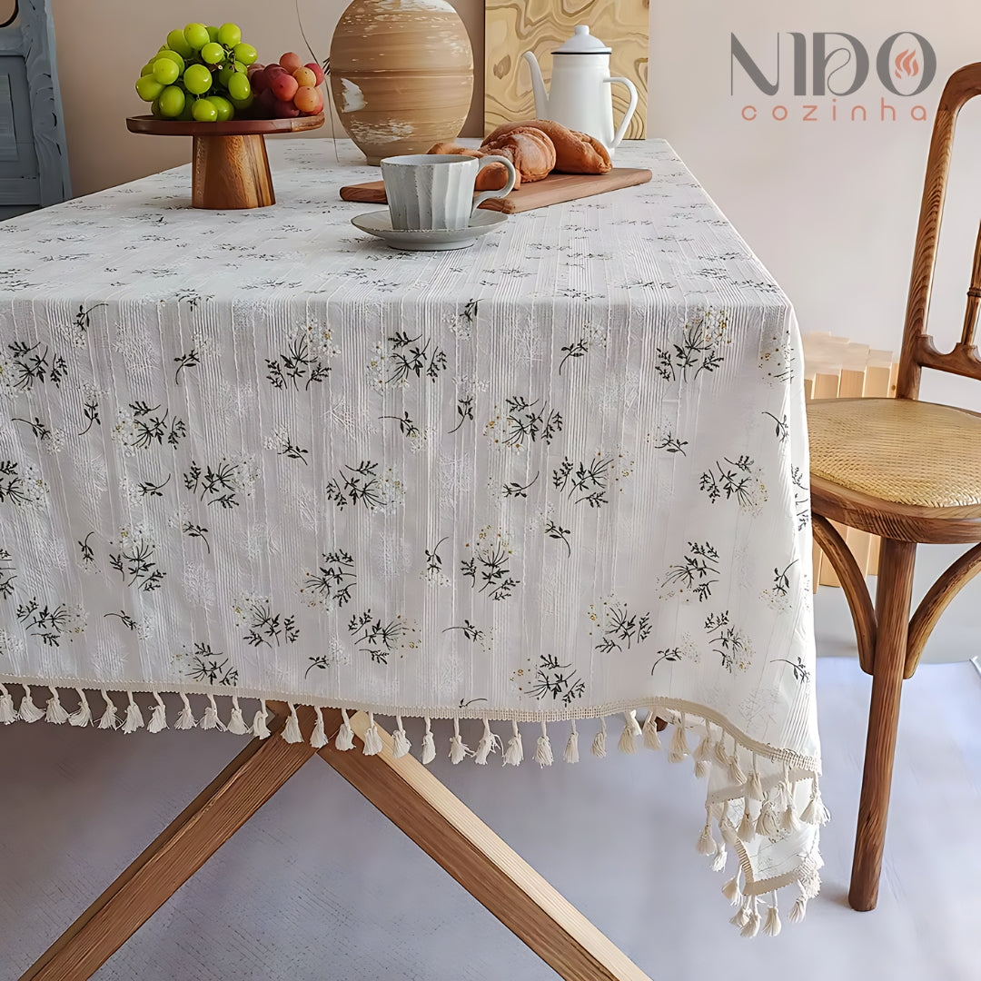 Toalha de Mesa Flores Brancas