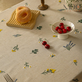Toalha de Mesa Flor do Campo com Bordado Natural