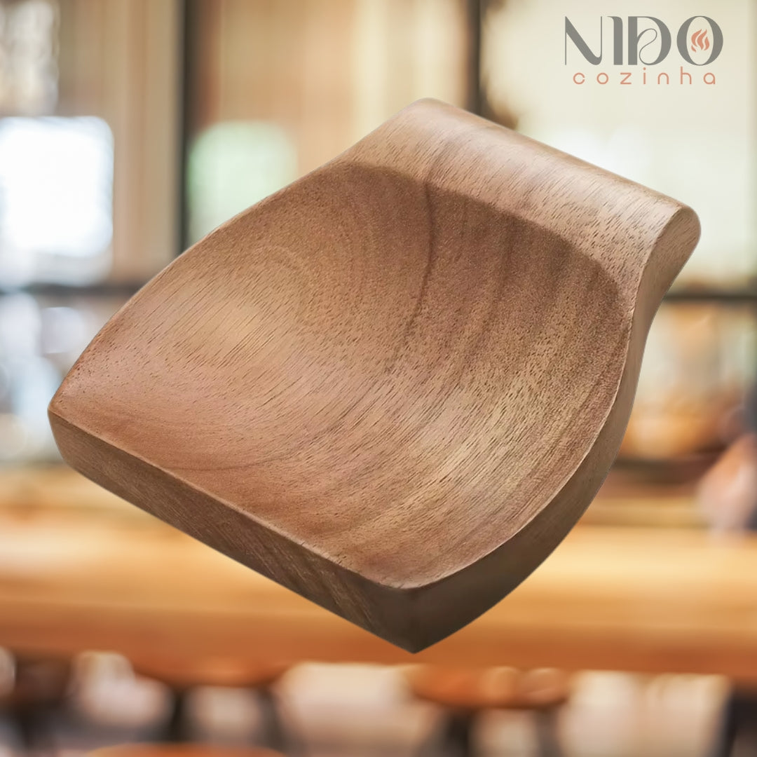 Apoio de Colher de Madeira Nido